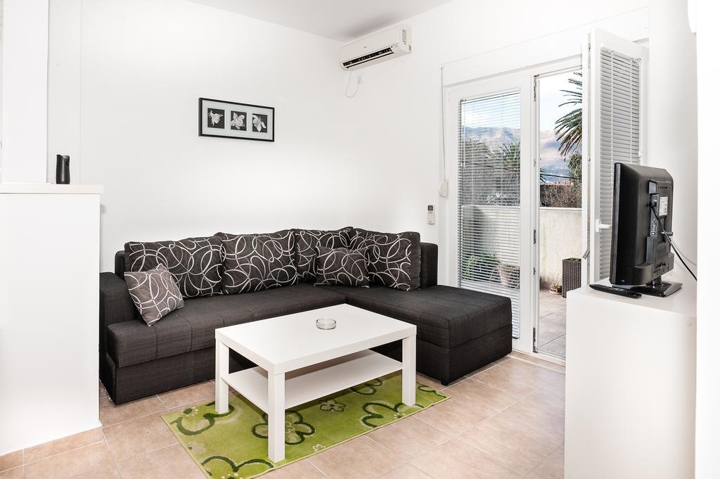 Apartments Pean Tivat Oda fotoğraf