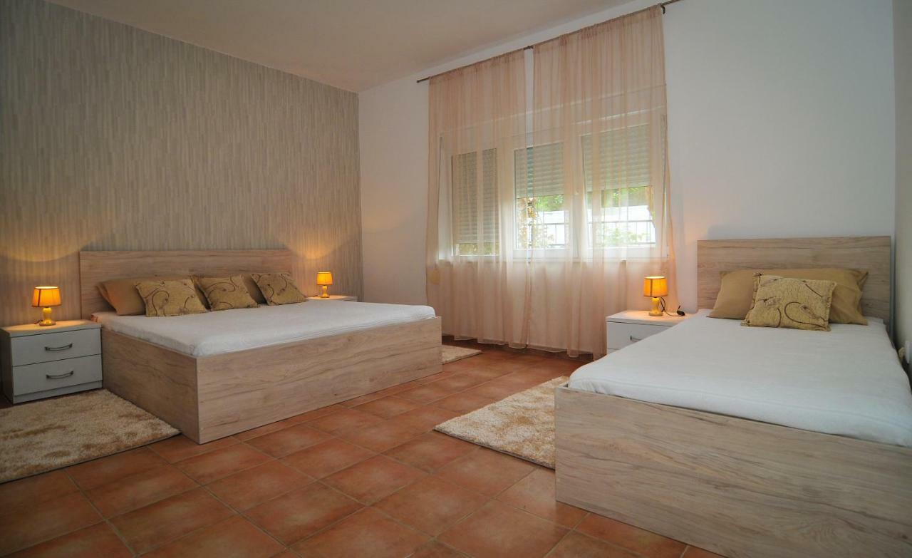Apartments Pean Tivat Dış mekan fotoğraf